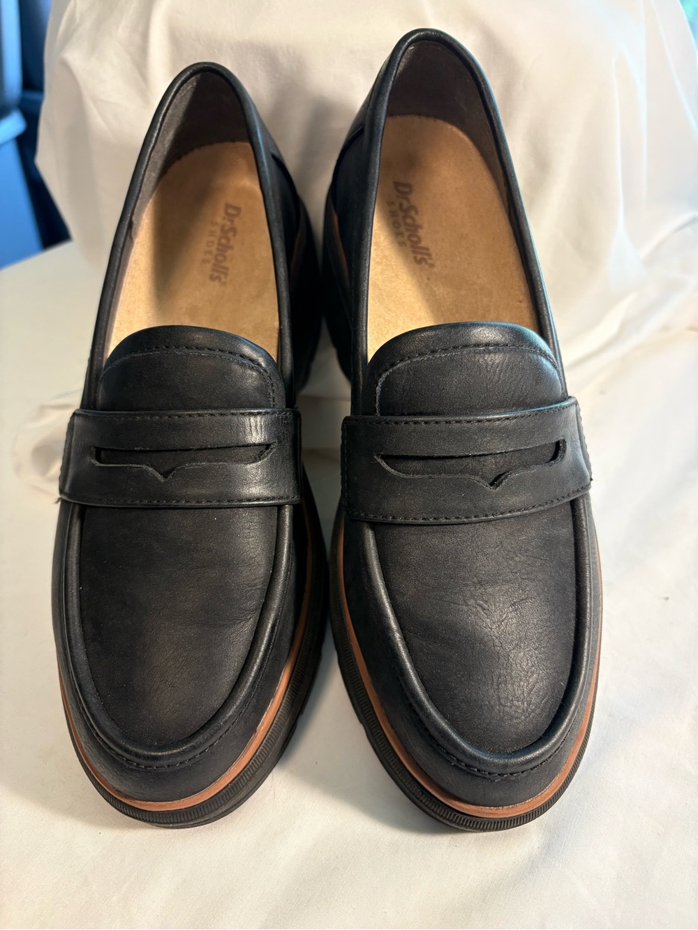 Dr. Scholl's Black Leather Platforms Penny Loafers with Tan Trim